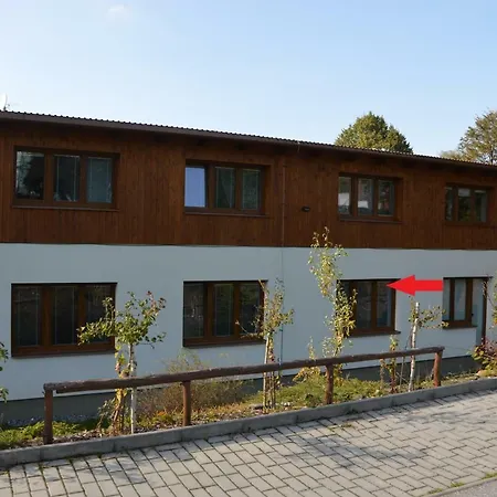 Apartman Nikol דירה *